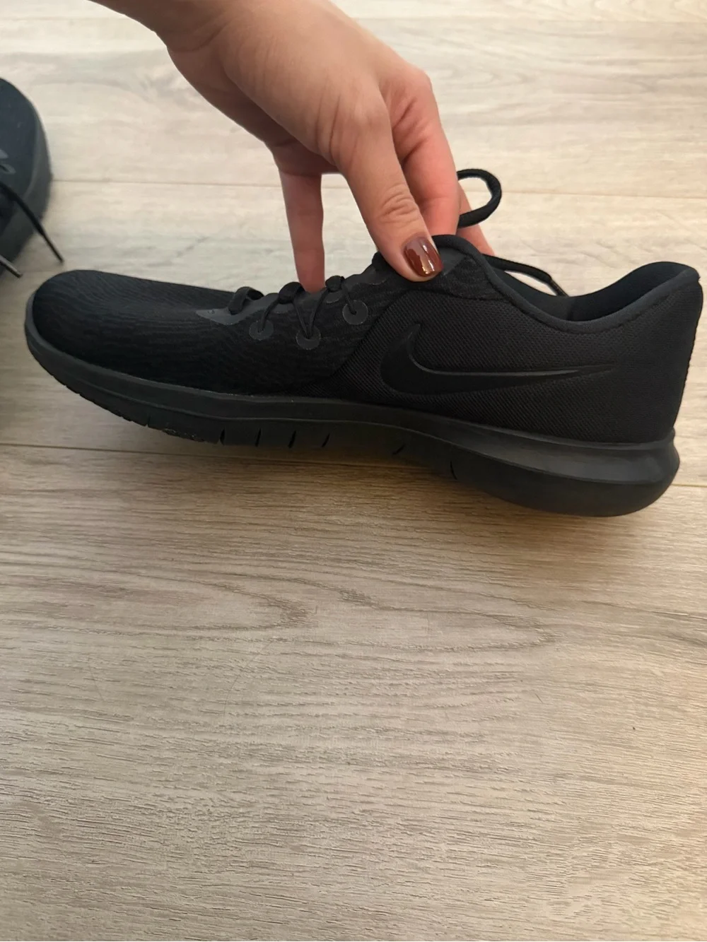 Nike Flex Supreme TR6 Women’s Athletic Sneakers